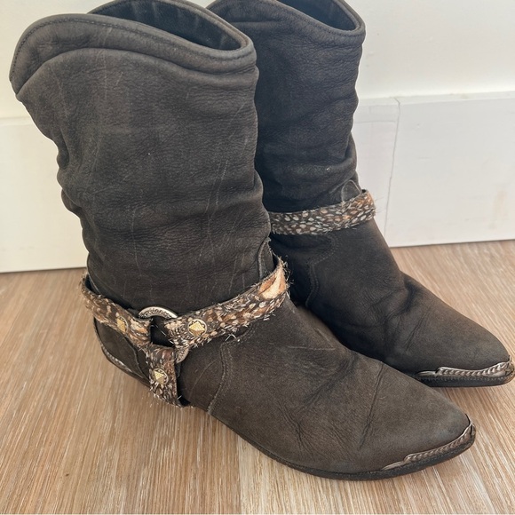 Zodiac Shoes - Vintage Zodiac Western Leather Boots Brown Size 6 boho cowgirl hippie